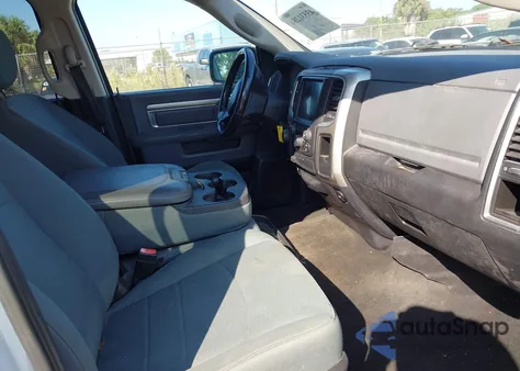 2016 Ram 1500 Slt z USA, uszkodzony, nr VIN 1C6RR7TM2GS177837